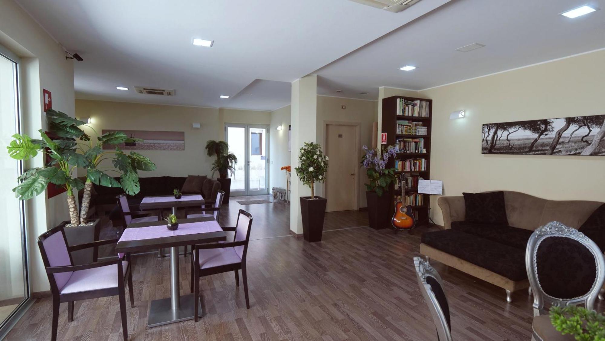 Hotel Miramare 피네토 외부 사진