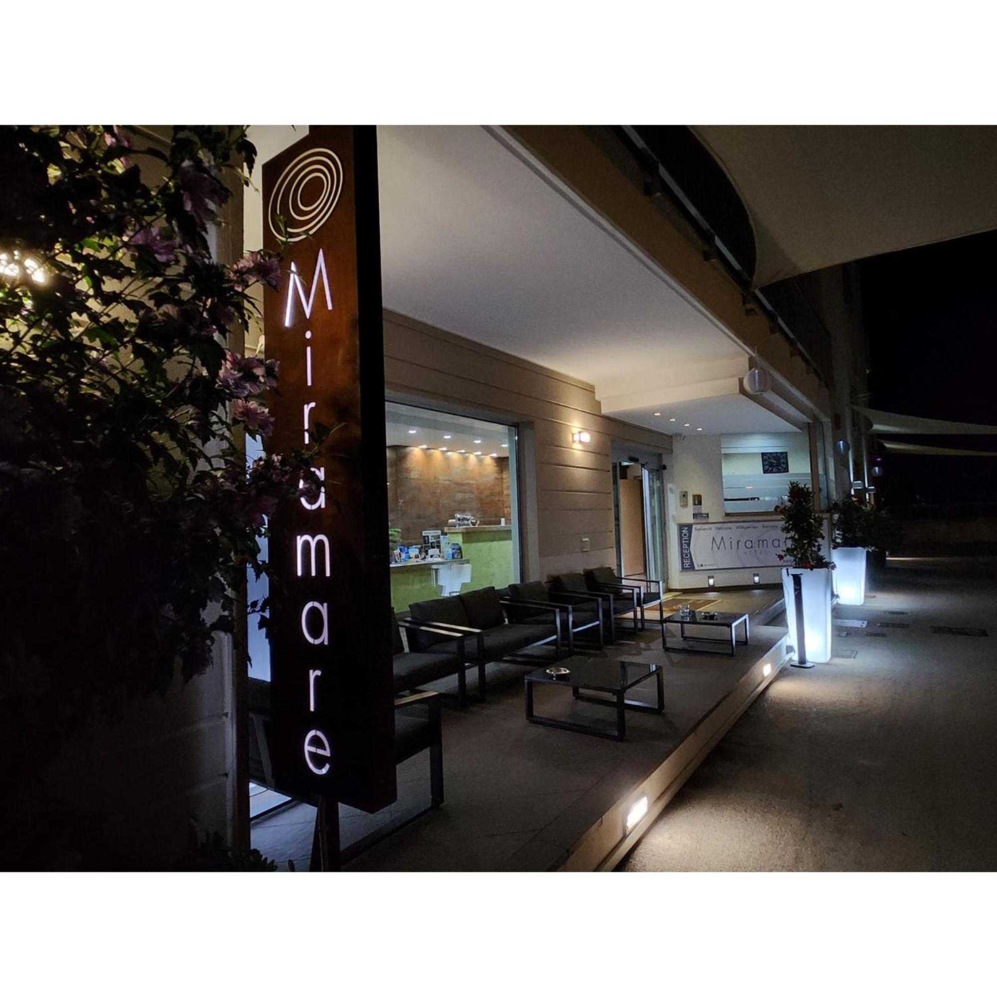 Hotel Miramare 피네토 외부 사진
