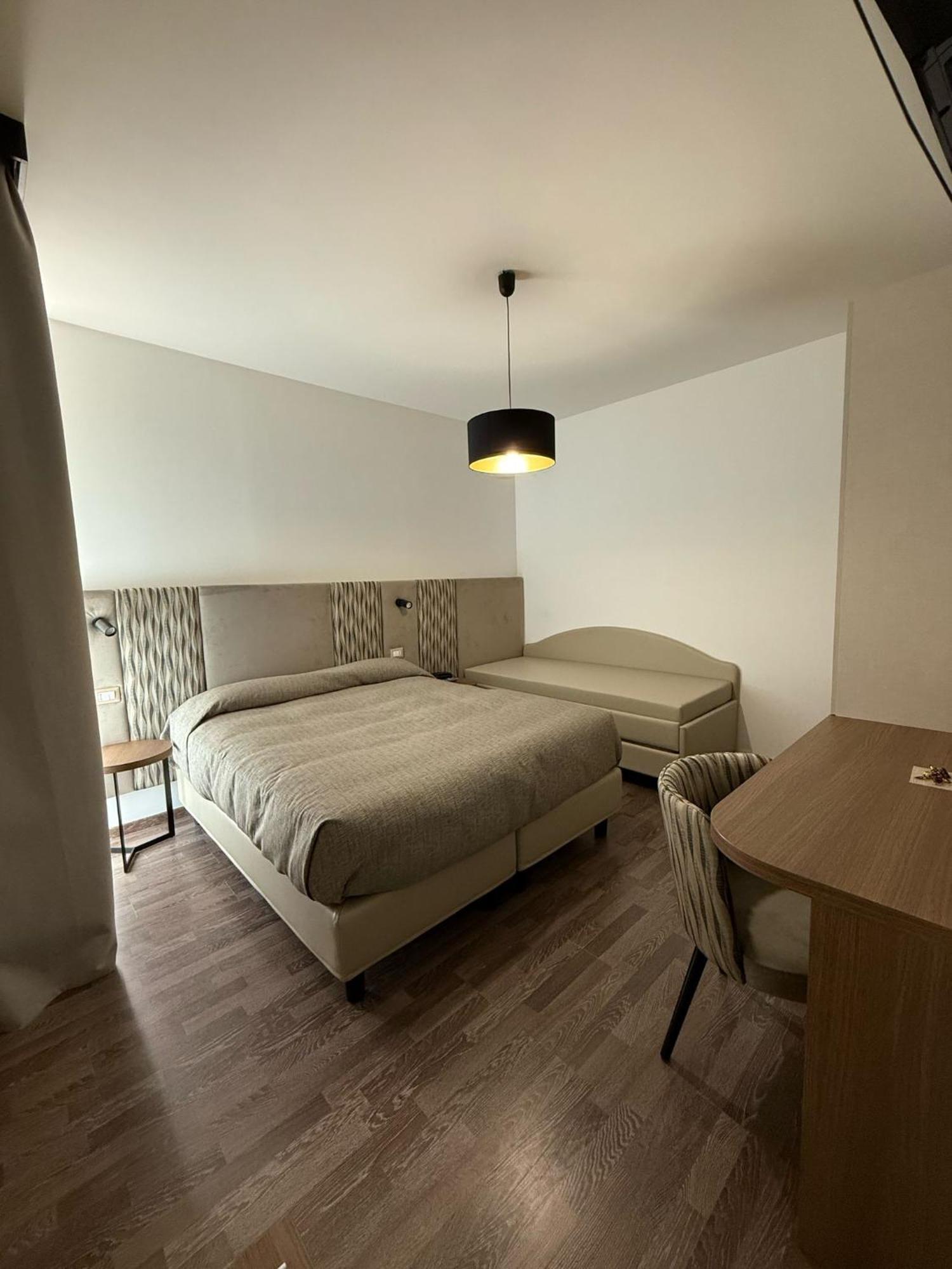 Hotel Miramare 피네토 외부 사진