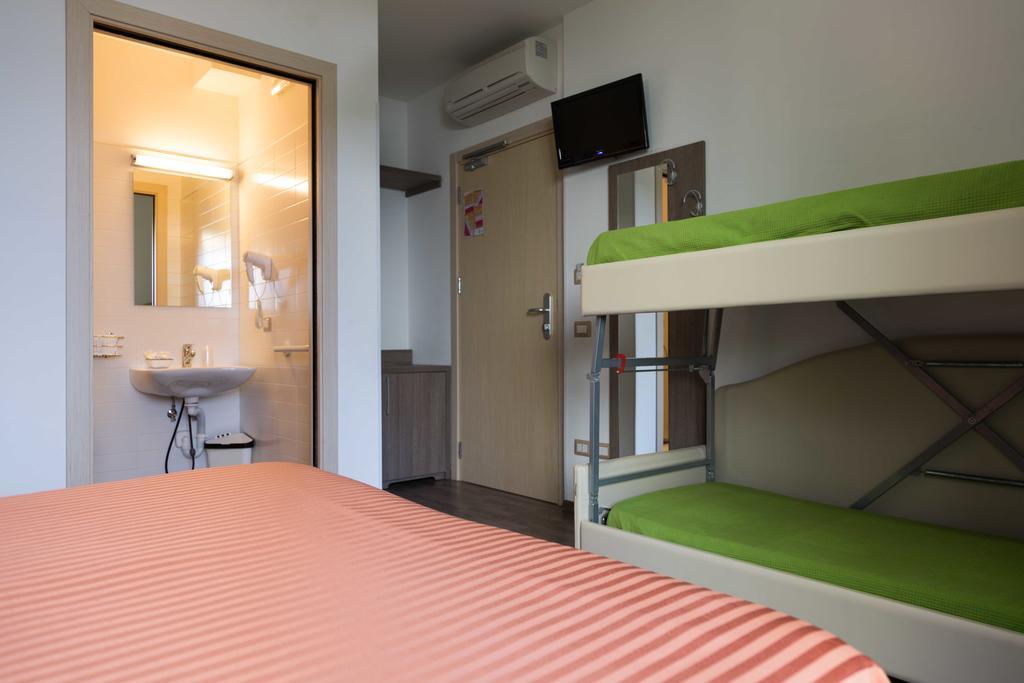 Hotel Miramare 피네토 외부 사진