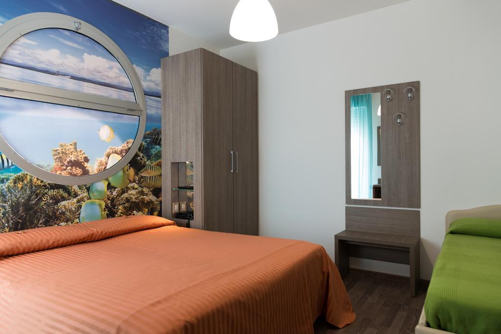 Hotel Miramare 피네토 외부 사진