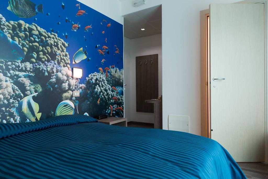 Hotel Miramare 피네토 외부 사진